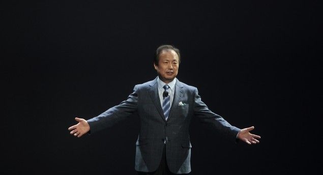  JK Shin, head of Samsung Mobile Communications, Introduces the New Samsung Galaxy S4 the mobile phone at Radio City Music Hall in New York, NY, Thursday, March 14, 2013. Photograph: Victor J. Blue 