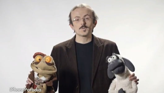 Android vs iphone puppets e1330092646487