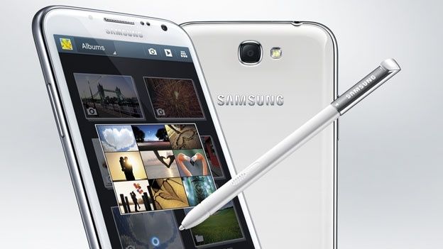 Samsung Galaxy Note 3 N7200 catturato con Android 4.3 a bordo