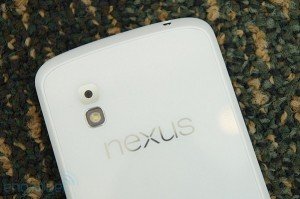 Nexus 4 Bianco1