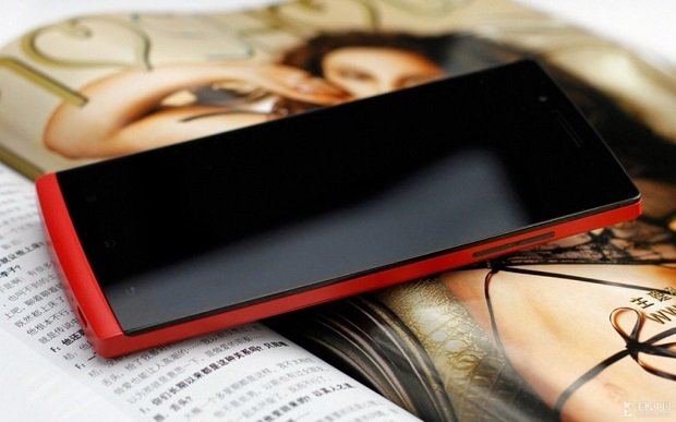 Oppo Find 5 si mostra in rosso (foto)