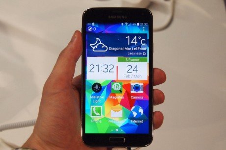 Samsung Galaxy S5 home screen