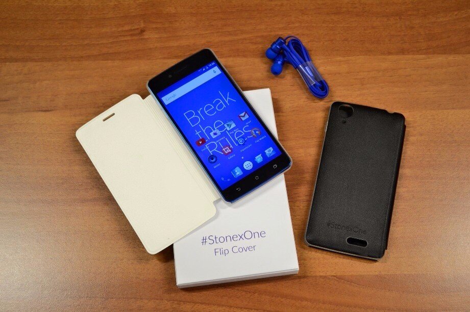 Stonex One: icone di Ciao OS (download), primi benchmark e luminosità del display a confronto