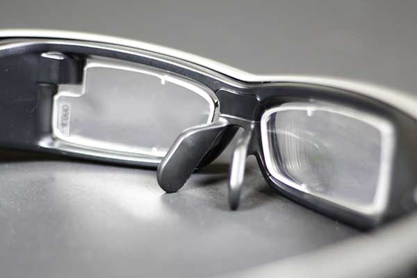 Disponibili le prime lenti graduate per Sony SmartEyeglass