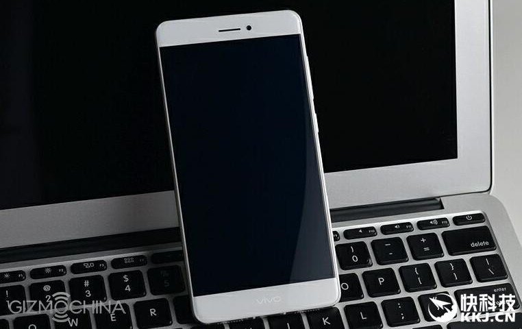 Vivo XPlay 5S, trapelate le specifiche tecniche