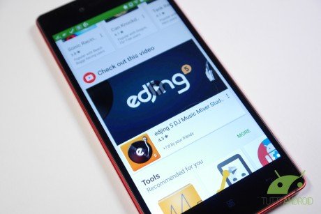 Google e Apple rimuovono dai rispettivi store oltre 300 app di trading finanziario