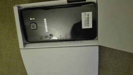 Purported Galaxy S7 Edge leaks in Dubai with prices and box contents 1
