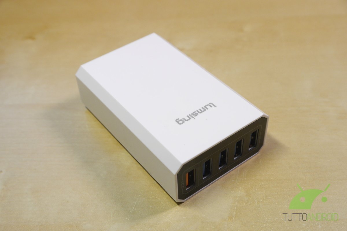 Recensione caricabatterie da tavolo Lumsing 40W