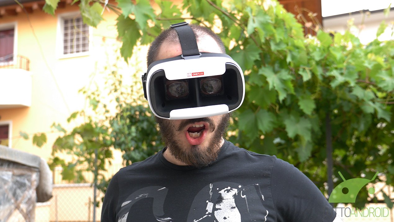 Primi OnePlus Loop VR Headset consegnati. Avete ricevuto il vostro?