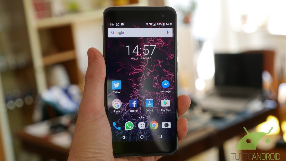 Recensione Vodafone Smart Platinum 7: se la gioca con i top