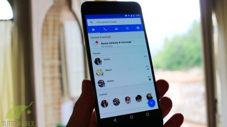 Facebook Messenger migliora il supporto a Spotify e Facebook testa un nuovo modo di gestione delle notizie