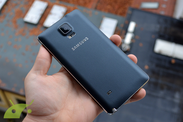 Samsung Galaxy Note 4 si aggiorna in Europa con le ultime patch di sicurezza