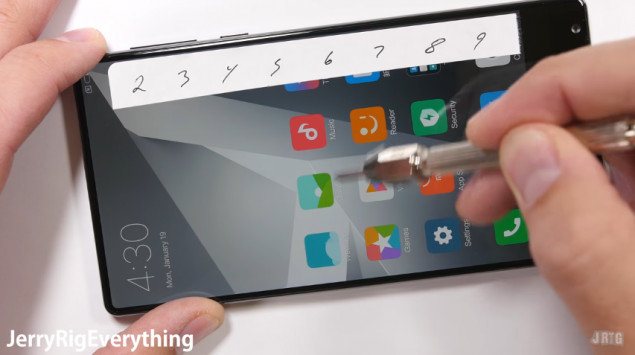 xiaomi-mi-mix-scratch-bend-test