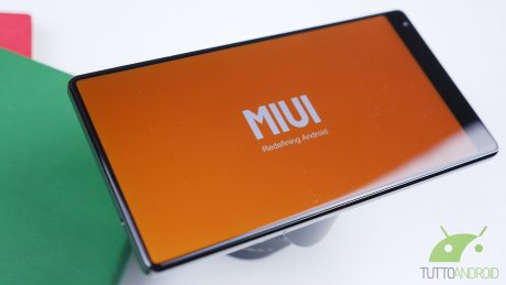MIUI 9 - ecco una anteprima della schermata di blocco