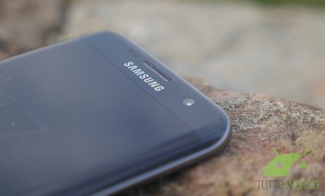 Samsung galaxy s7 edge e1481020294695