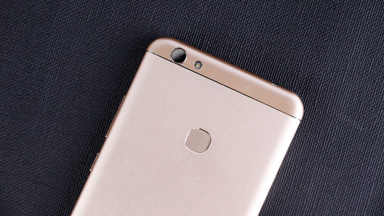 Oukitel U15S, presto al via l'aggiornamento ad Android 7.0 Nougat