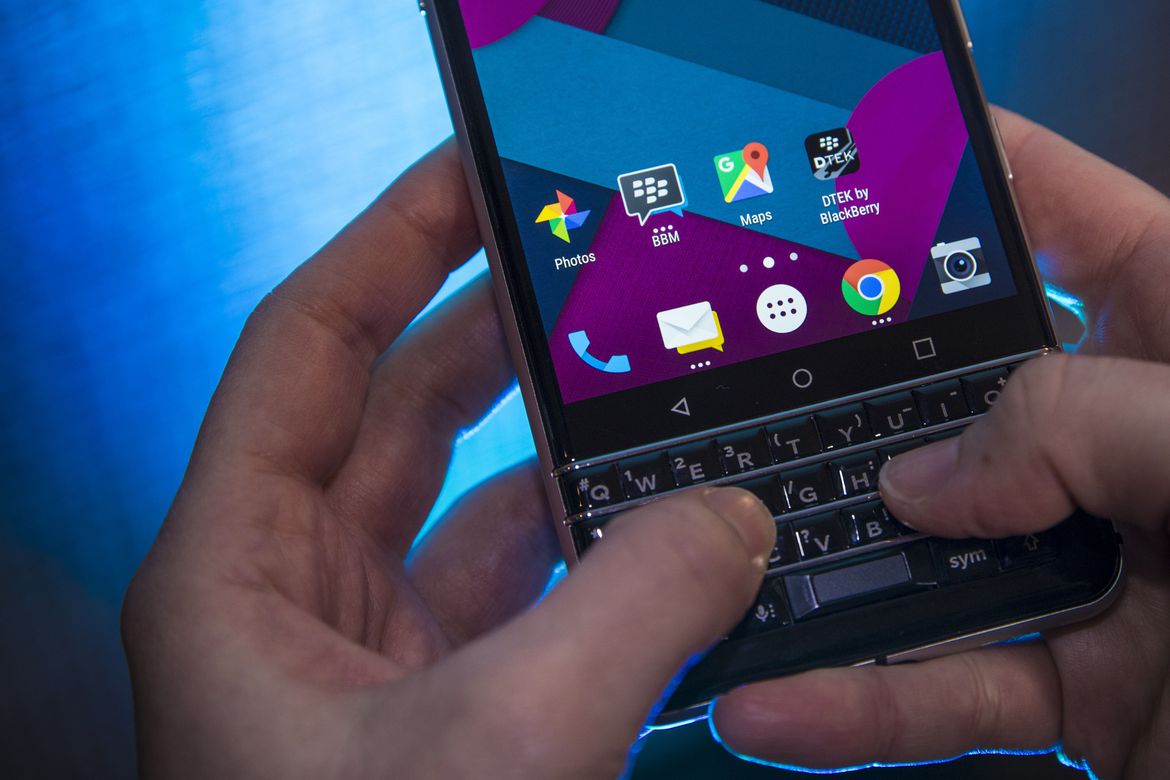 Confermato l'arrivo di BlackBerry Mercury per fine febbraio: il ritorno della tastiera fisica