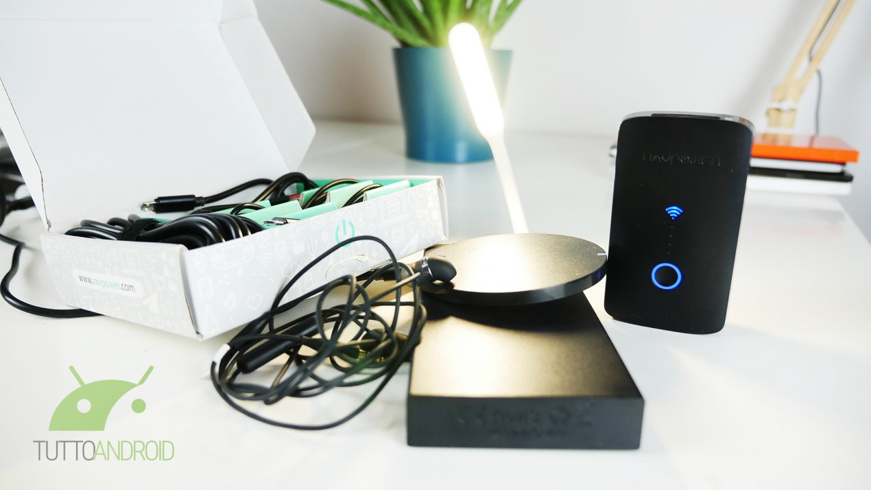 Cavetti resistenti, USB LED, Media HUB e altri gadget  curiosi provati per voi (video)