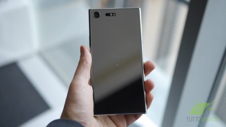 Sony Xperia XZ Premium con retro trasparente? È possibile - ecco come fare