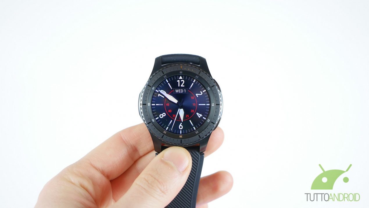 Samsung Gear S3 Frontier si aggiorna accogliendo la Samsung One UI per orologi