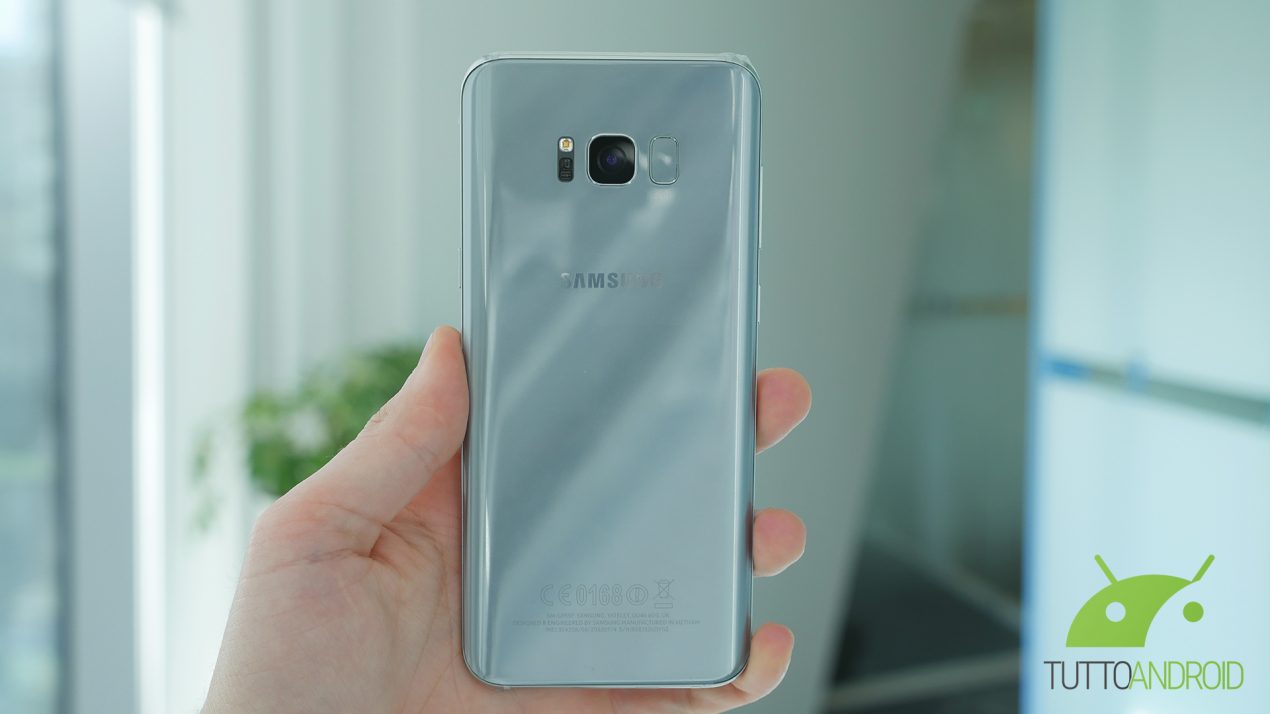 Samsung Wallet rimuove il supporto ai dispositivi più vecchi: cosa cambierà