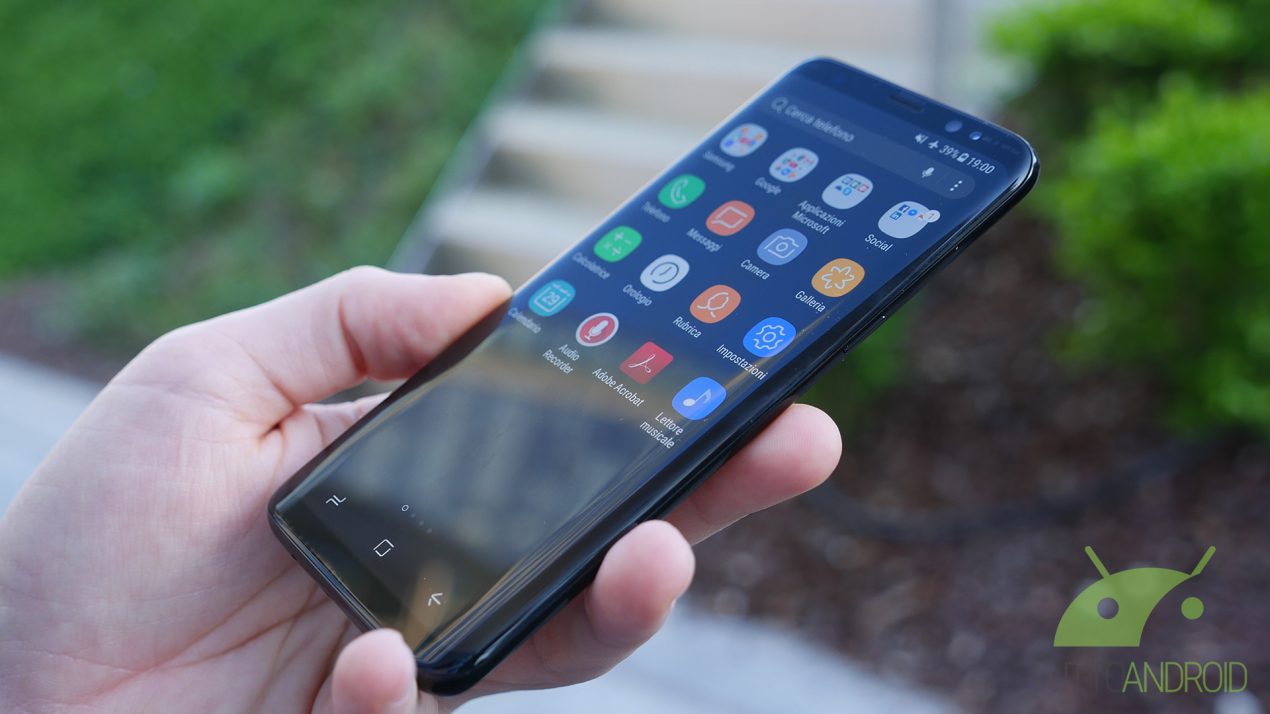 Il riconoscimento facciale di Samsung Galaxy S8 sembra avere qualche problema
