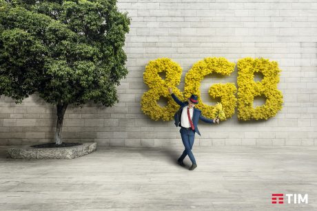 TIM regala 8 GB di Internet e un ebook ai suoi clienti per la Festa delle donne
