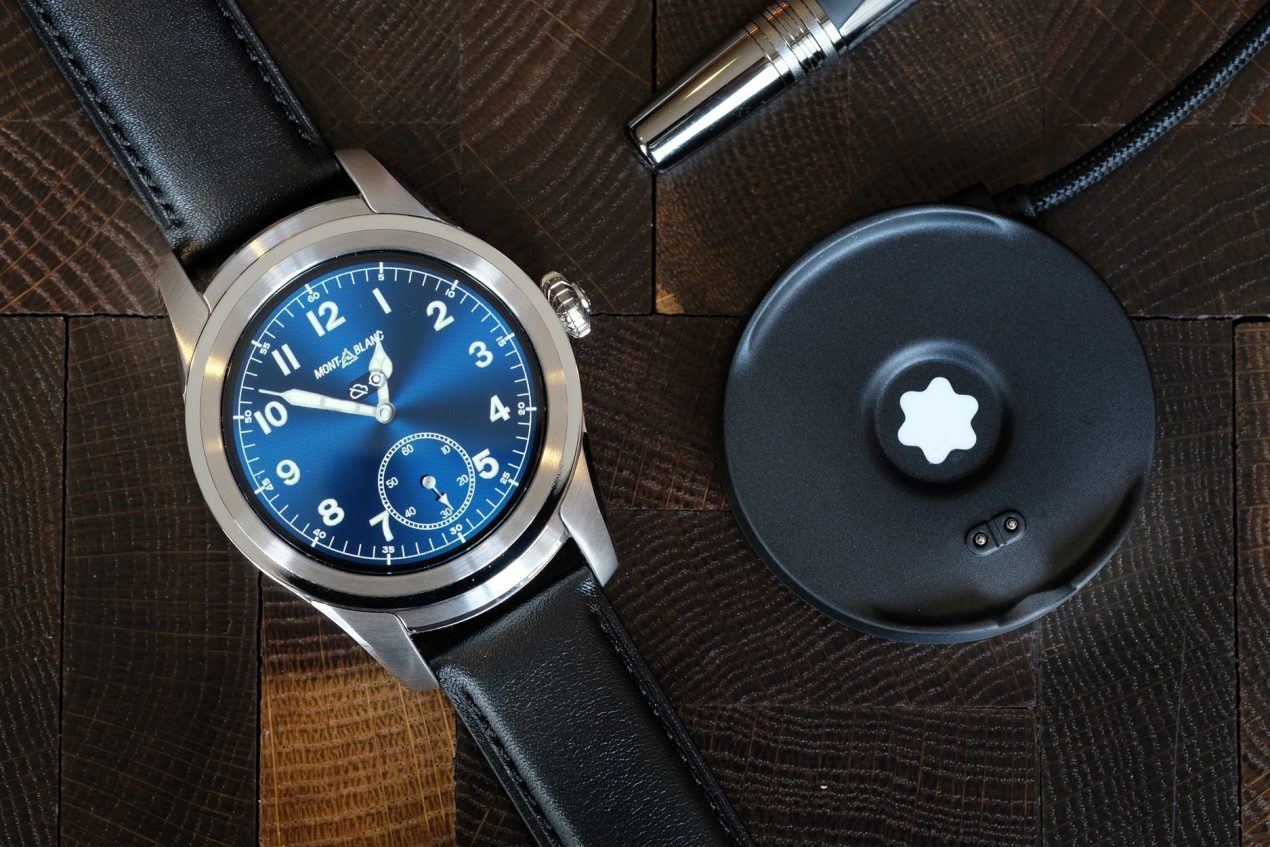 Montblanc Summit, lo smartwatch Android Wear da $890 con qualche 
