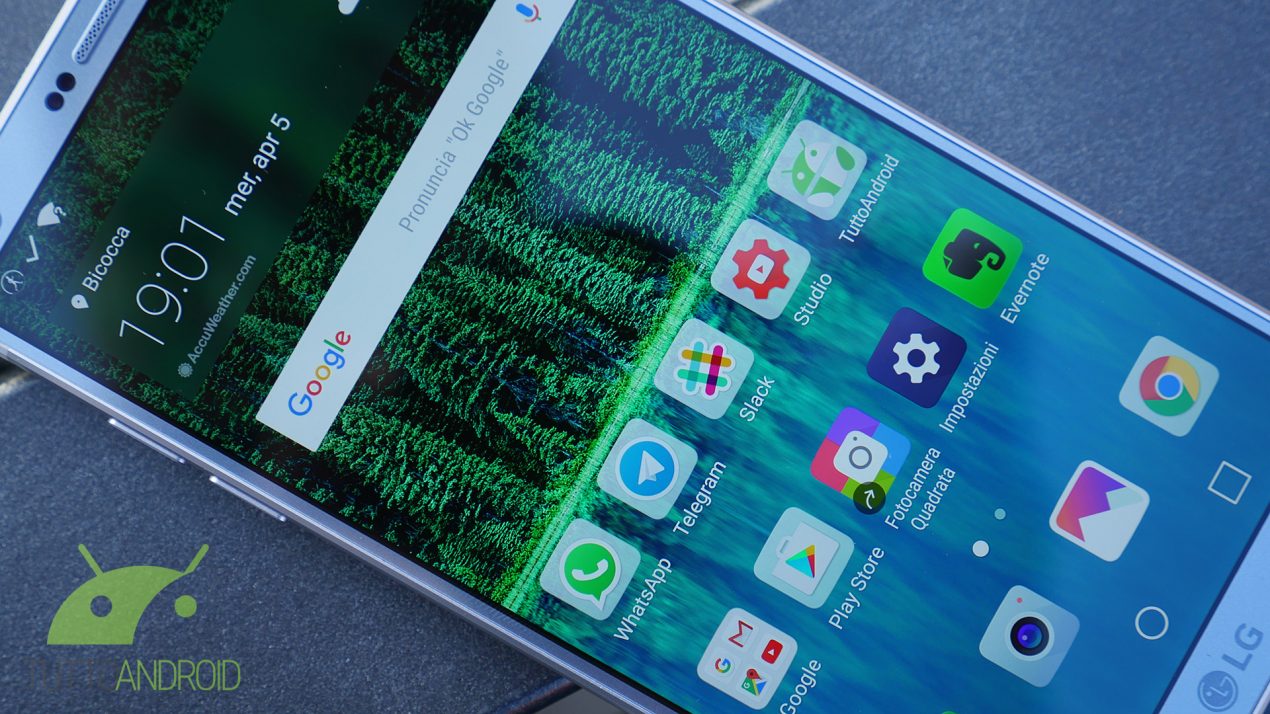 Nel 2018 il prezzo degli smartphone potrebbe aumentare per carenza di schermi senza cornici