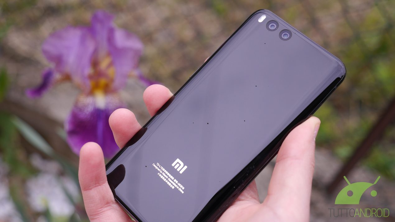 Xiaomi Mi 6 in ceramica potrebbe essere disponibile in 11 colorazioni