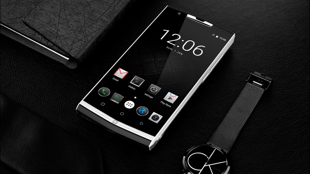 Scopriamo la scheda tecnica di OUKITEL U22 con quattro fotocamere e un'offerta per K10000 Pro