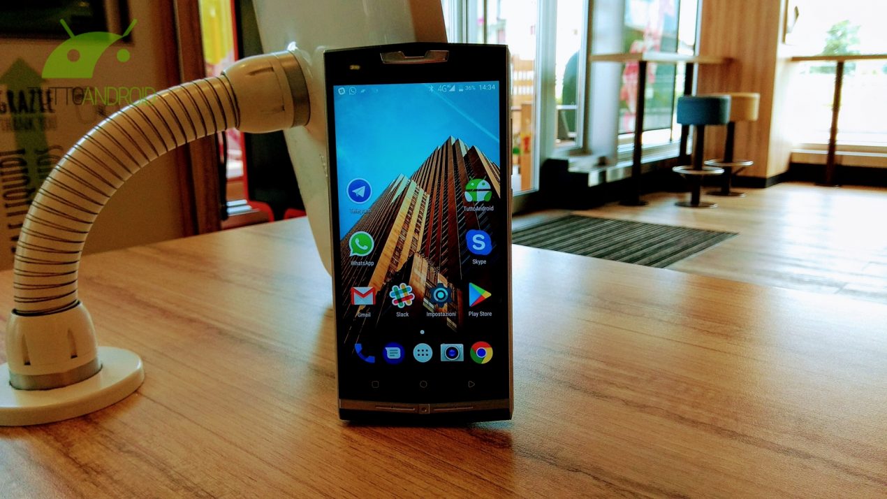 OUKITEL K10000 Pro, le nostre impressioni sull'indiscusso re dell'autonomia