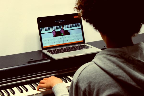 flowkey: impara a suonare il pianoforte con le canzoni che ami