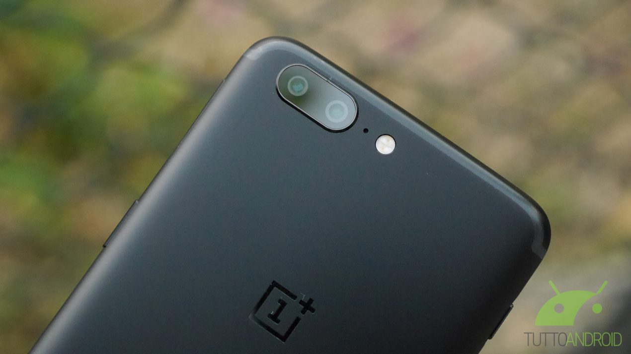 Niente zoom ottico 2x per OnePlus 5, le foto confermano che si ferma a 1,33x