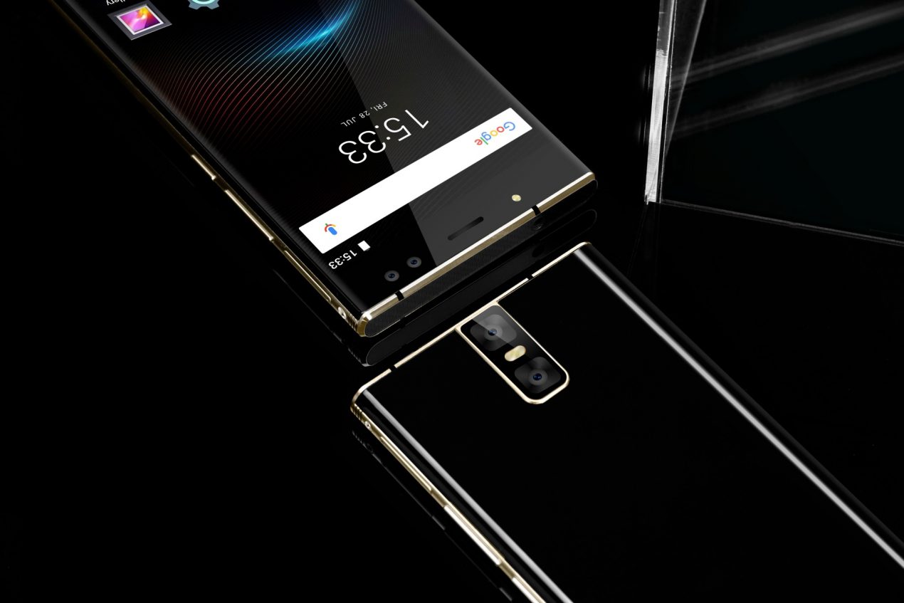 Grande autonomia, quadrupla fotocamera e design raffinato? Con OUKITEL K3 è possibile