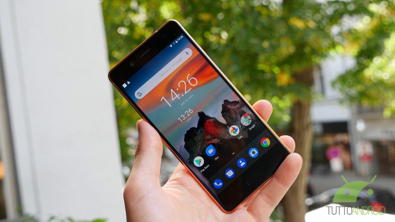 Nokia 8, pre ordinandolo in UK si riceve uno smartwatch in omaggio
