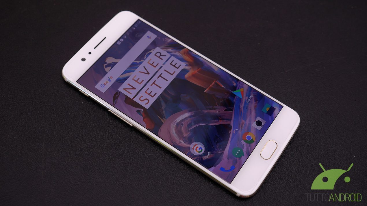 OxygenOS 4.5.11 in roll out per OnePlus 5 con un ricco changelog
