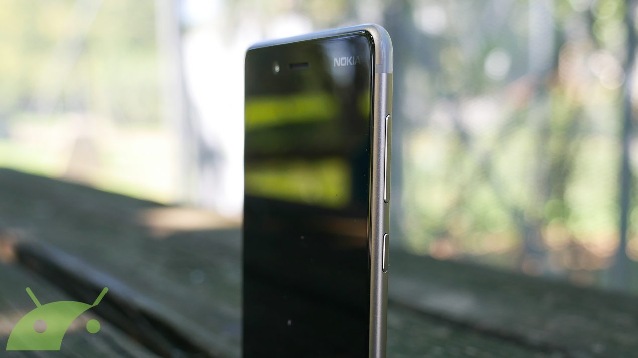 Nokia 8 messo a nudo in un video teardown