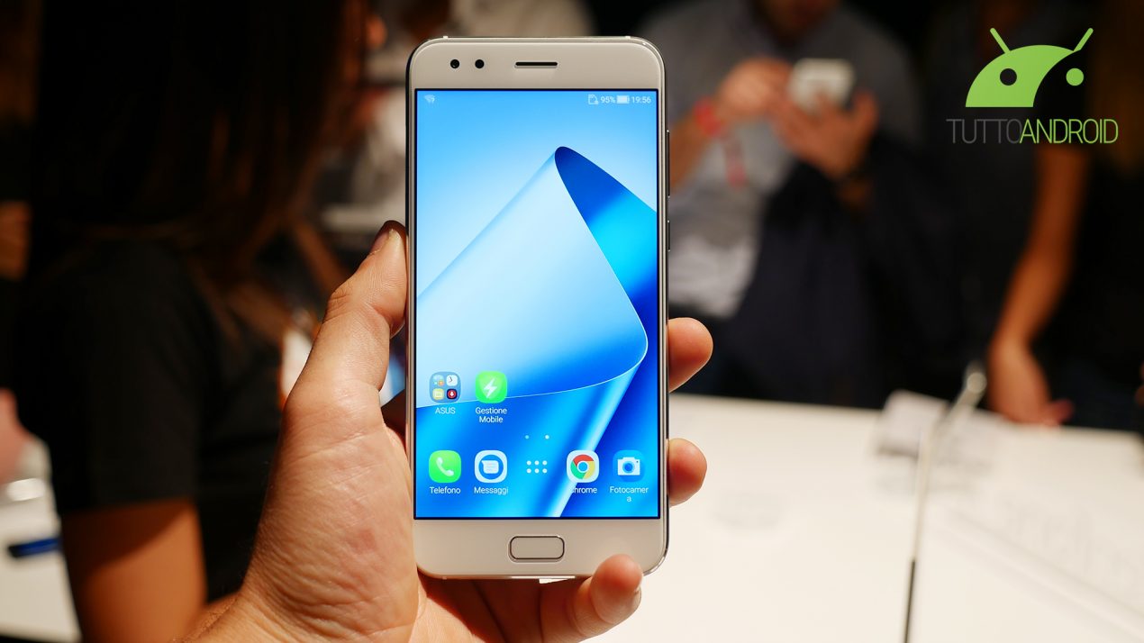 La serie ASUS ZenFone 5 sarà lanciata a marzo 2018