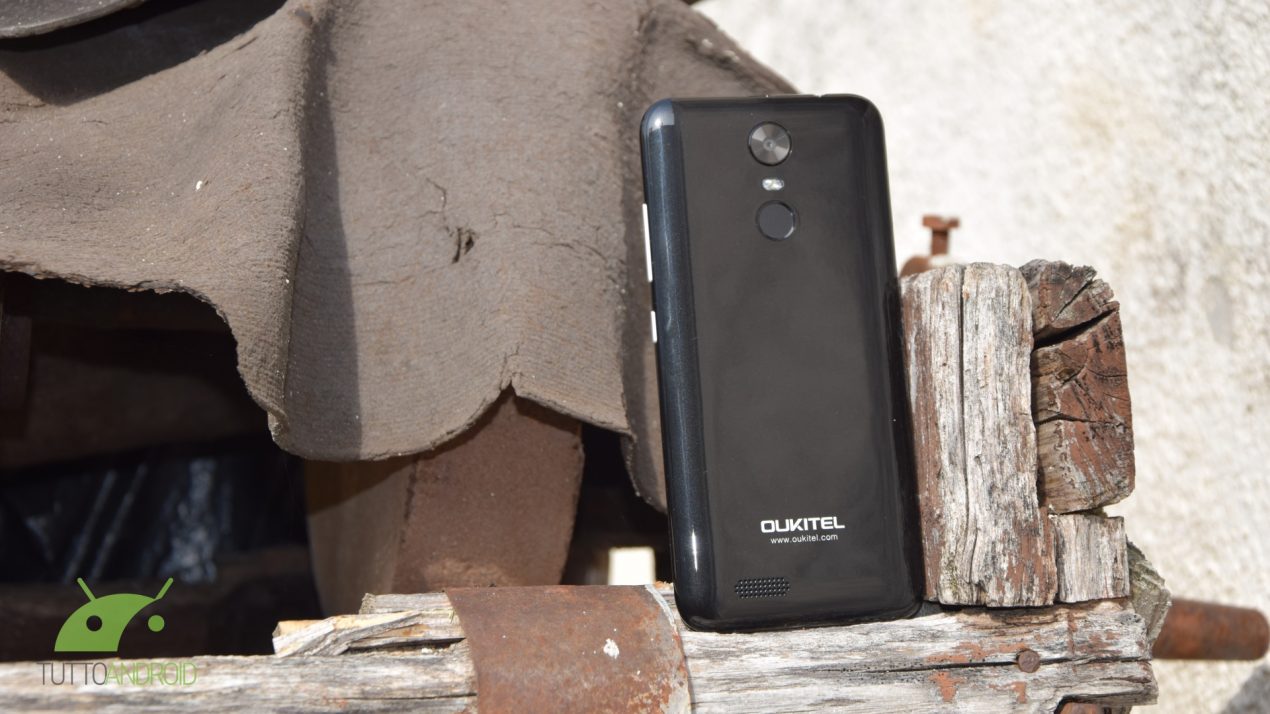 Uno smartphone FullView a 60 euro? Le nostre impressioni su OUKITEL C8