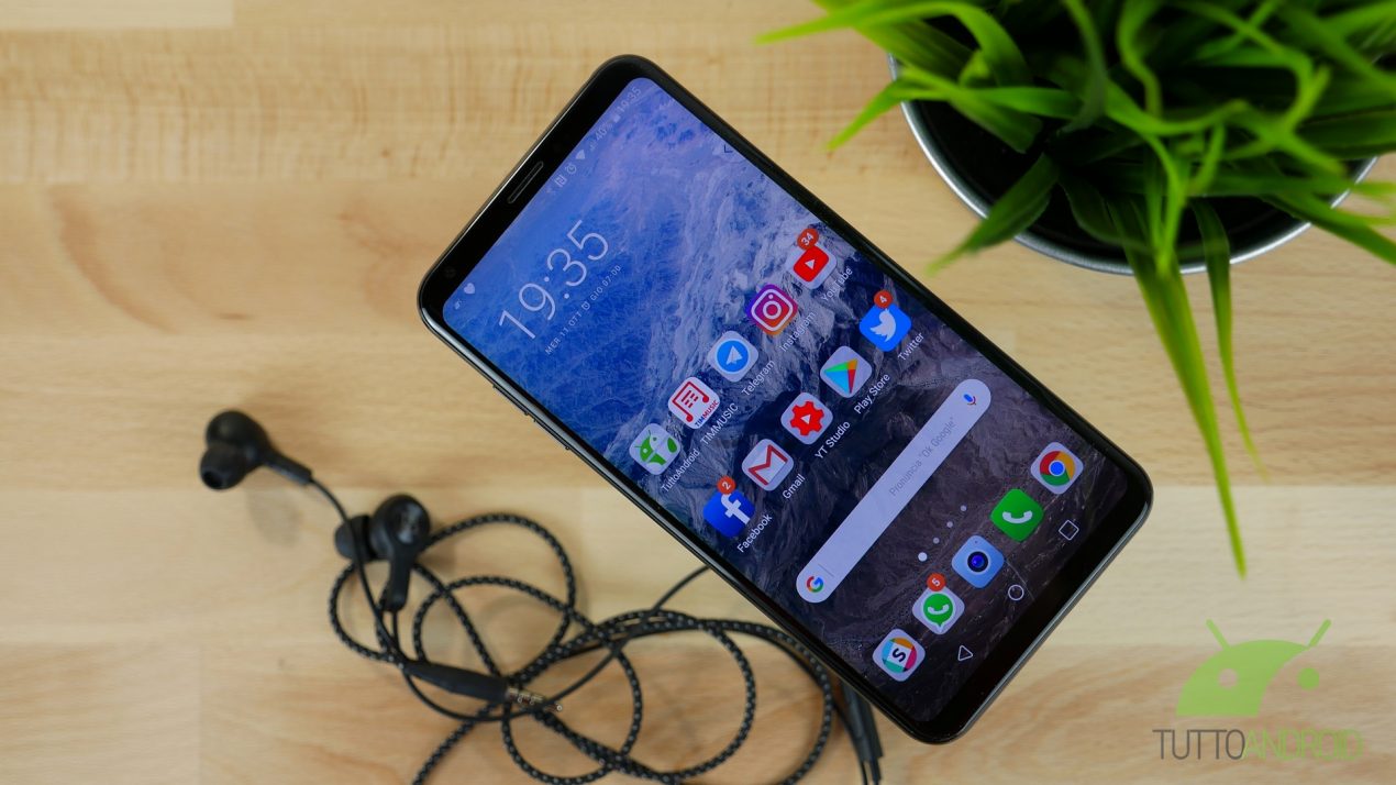 LG presenterà la versione aggiornata di LG V30 al MWC 2018