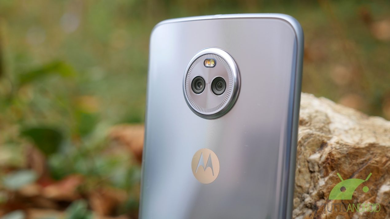Aggiornamenti in rilascio per Xperia X, Honor 6X, Honor 7X, Moto X4, Xperia X Compact, Samsung Galaxy A3 (2016) e Galaxy J7 (2017)