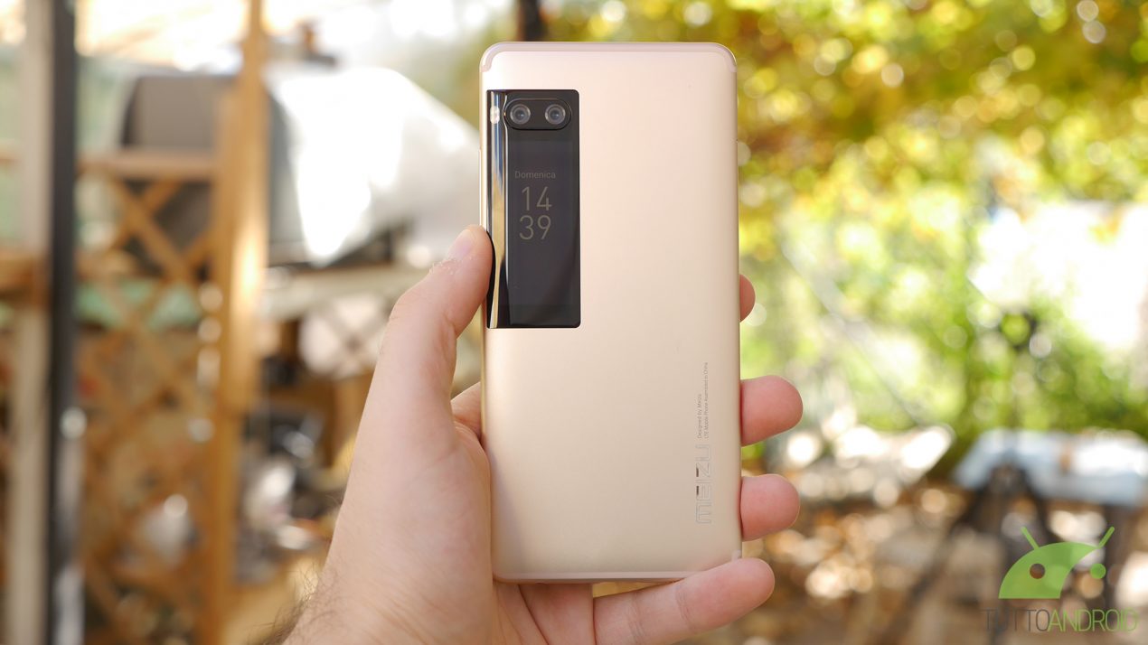 Recensione Meizu Pro 7: il doppio display è davvero utile?