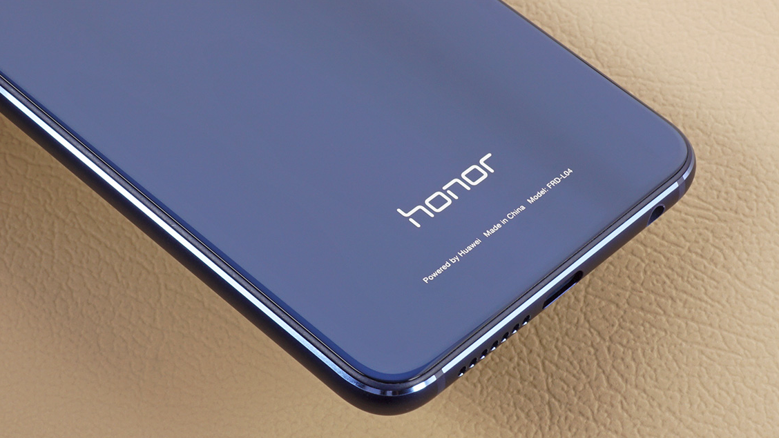 Honor V10 ufficiale in Cina: è un Mate 10 Pro economico Honor V10 ufficiale in Cina: è un Mate 10 Pro economico