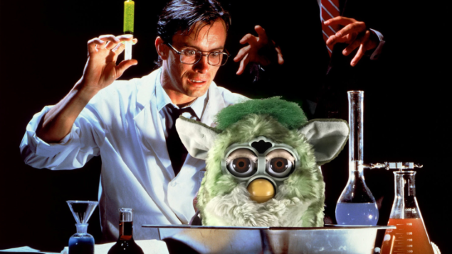 Furby e Alexa danno vita a...Furlexa: non nutritelo dopo mezzanotte