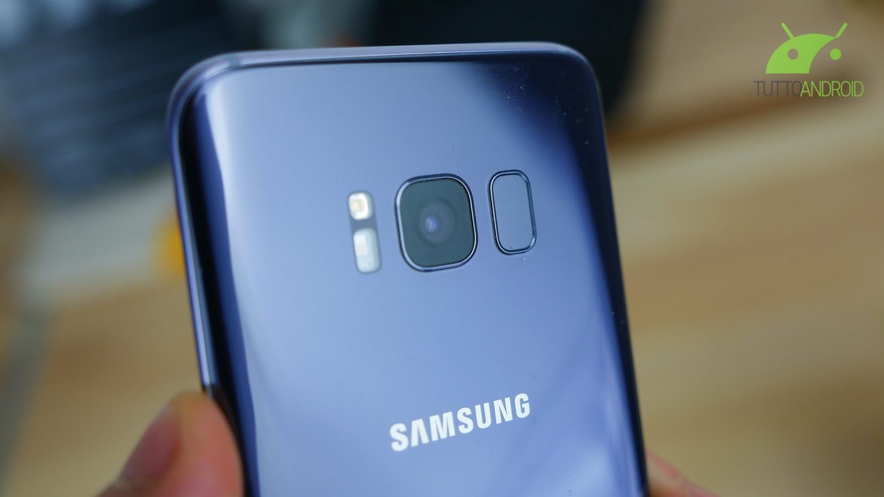 Samsung tarda meno del previsto: patch di gennaio per Galaxy Note 8/5 ed S6 (Edge) in roll out