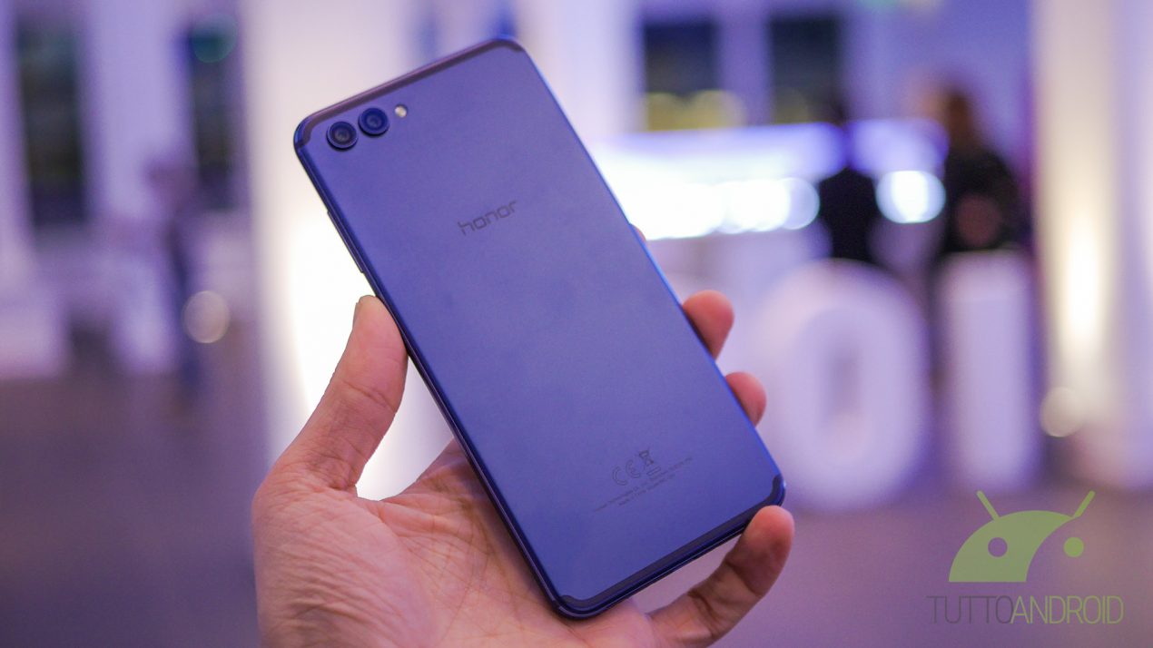 Honor V10 (View 10) è facile da riparare, come conferma questo teardown