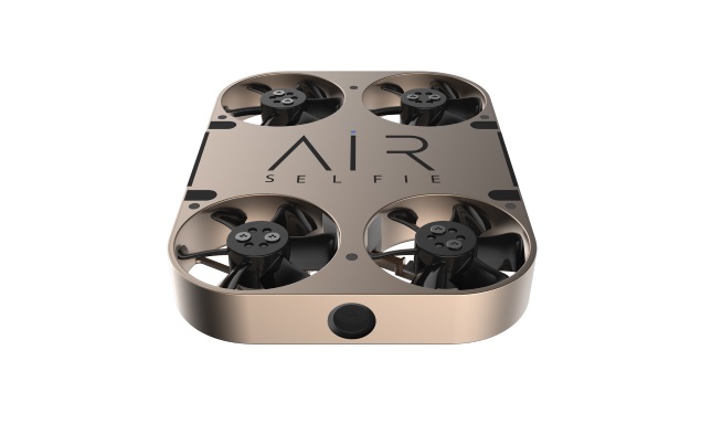 AirSelfie2 si mostra al CES 2018: più potenza, più autonomia e più colore