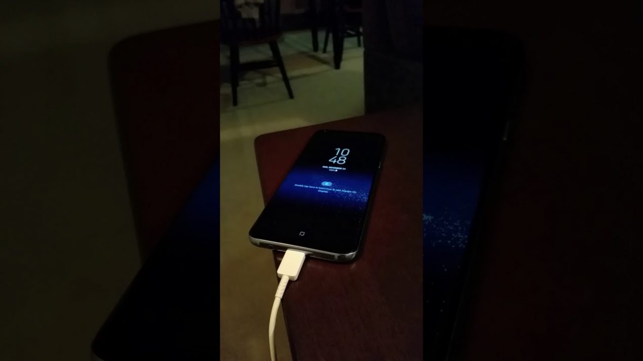 Il display di alcuni Samsung Galaxy S8 e S8 Plus si accende senza motivo, causando battery drain