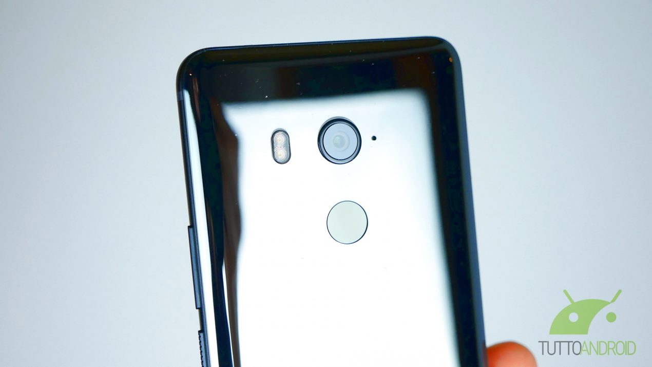 HTC U11 Plus è disponibile in Italia sul sito ufficiale al prezzo di 799 euro